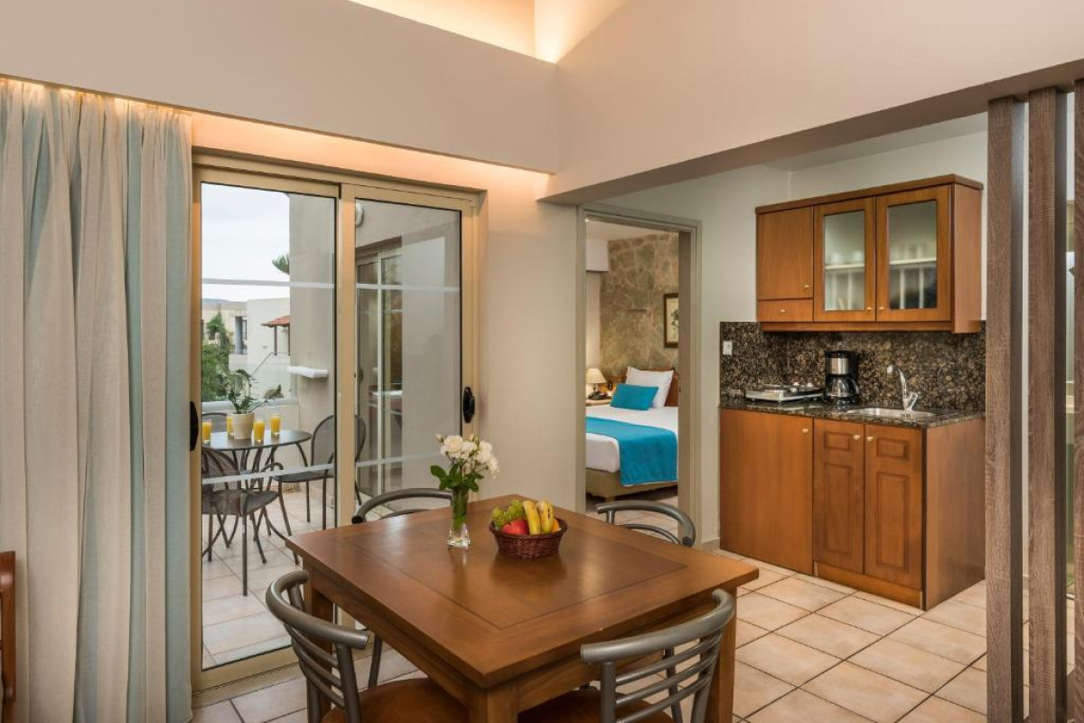 ELOTIS SUITES - AGIA MARINA, CHANIA