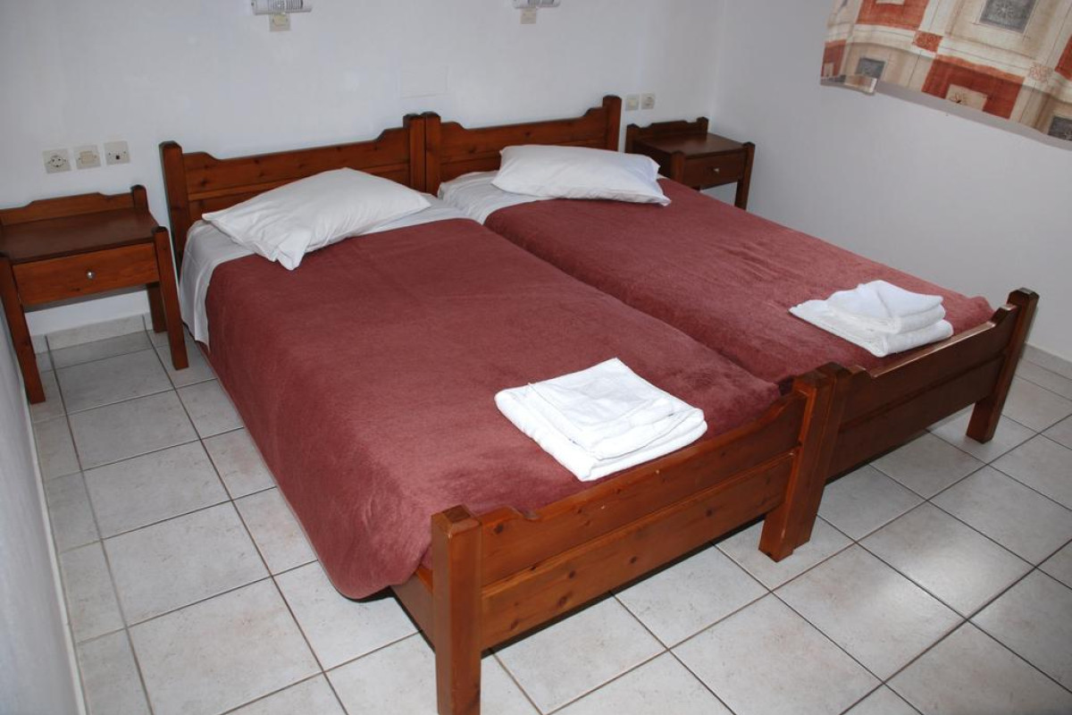 ELPIDA APARTMENTD