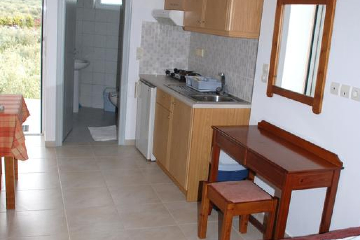 ELPIDA APARTMENTD
