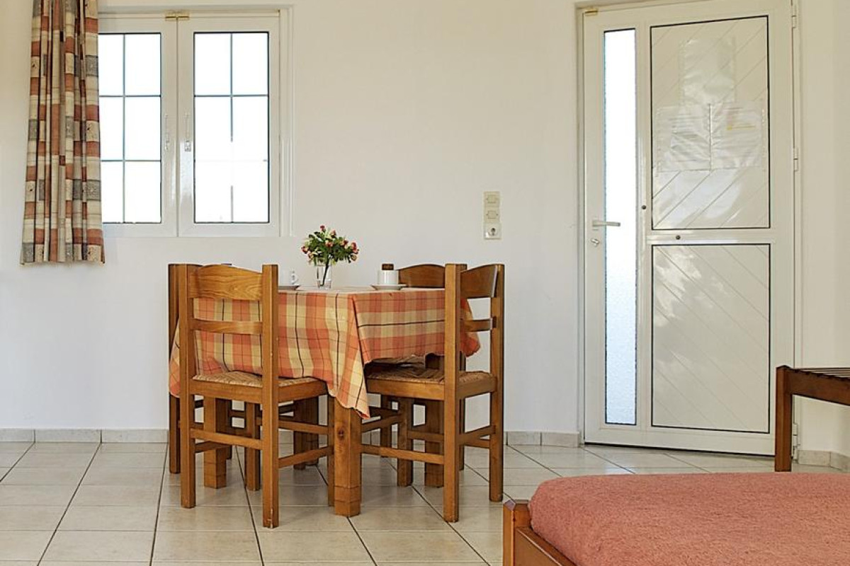 ELPIDA APARTMENTD