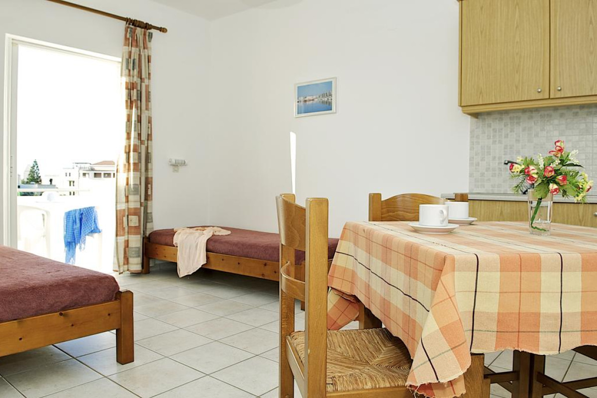 ELPIDA APARTMENTD