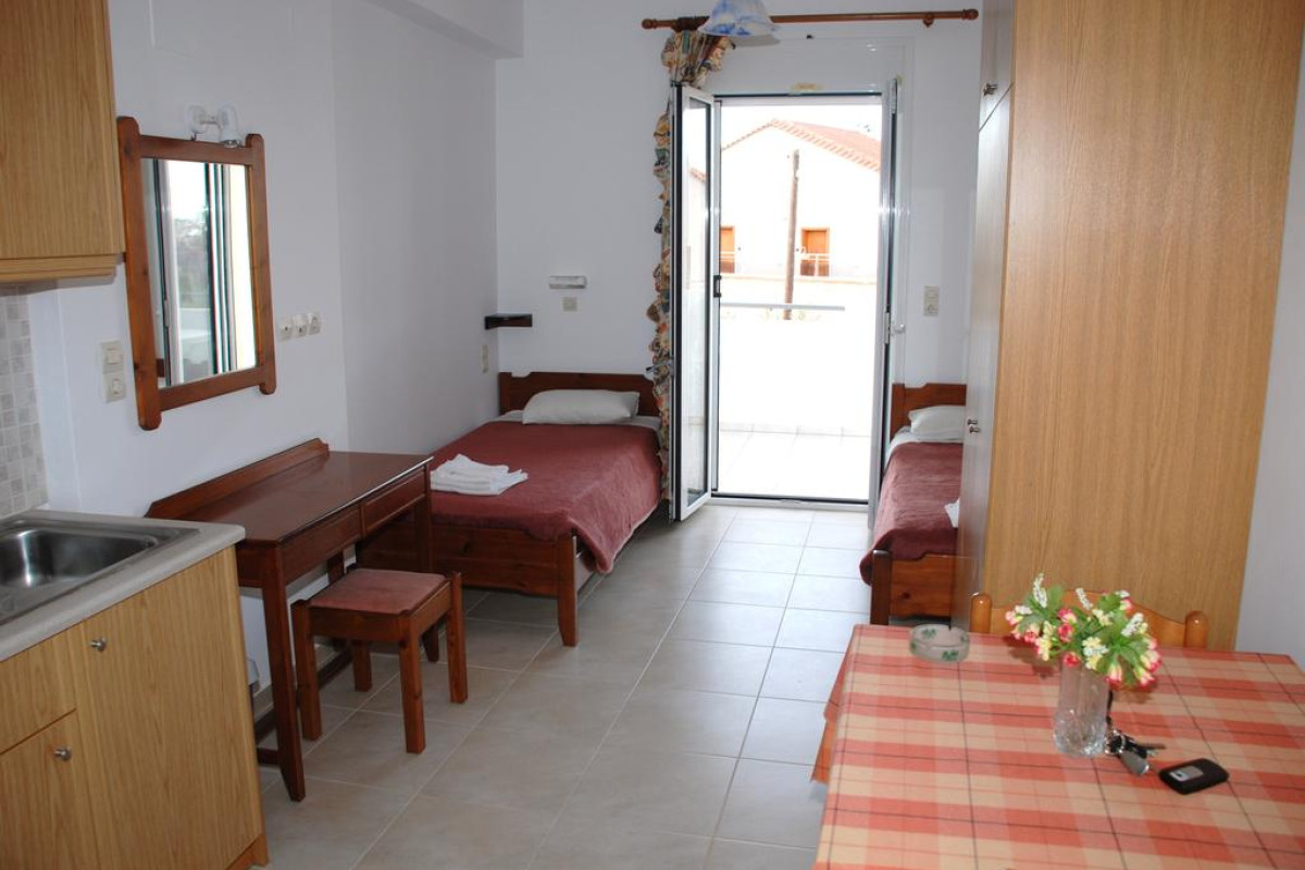 ELPIDA APARTMENTD