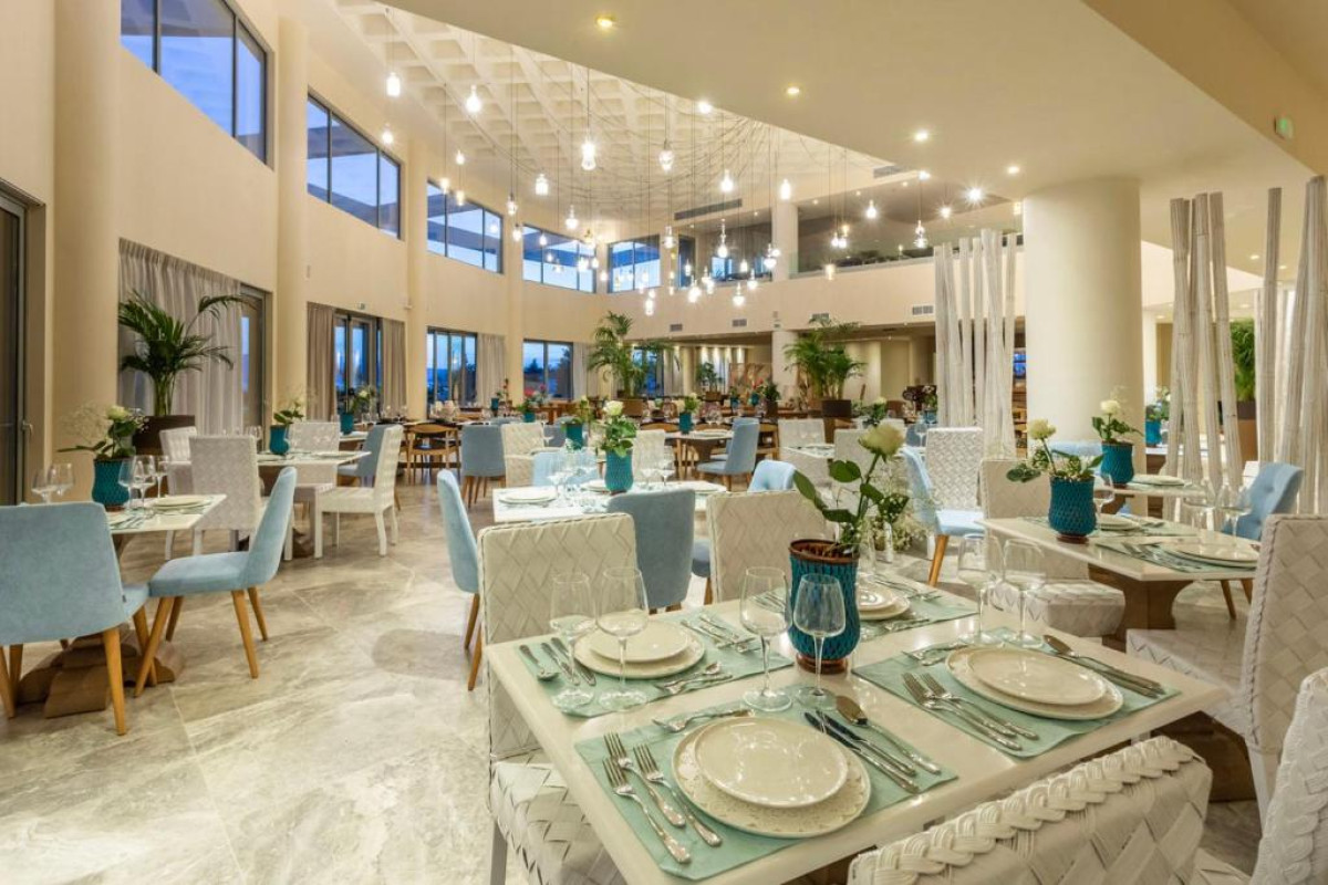 Elysian Luxury Hotel and Spa