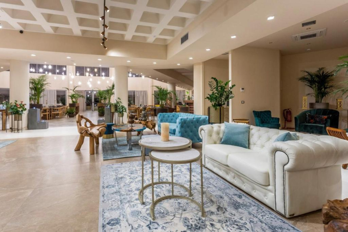 Elysian Luxury Hotel and Spa