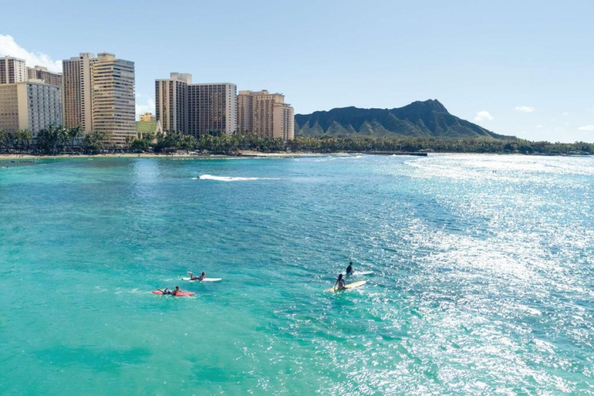 Embassy Suites by Hilton Waikiki Beach Walk