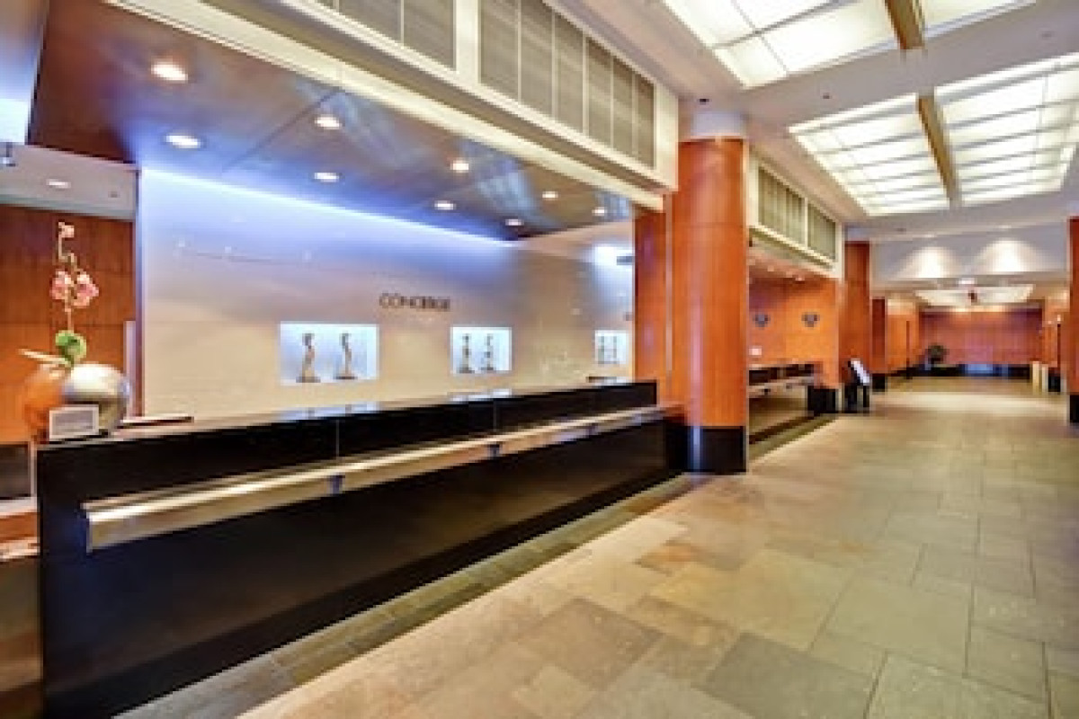 EMBASSY SUITES CHICAGO DOWNTOWN MAGNIFICENT MILE