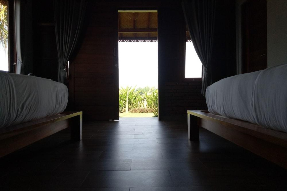 Emir Surfcamp
