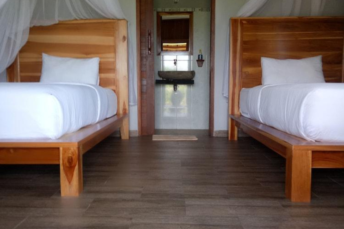 Emir Surfcamp