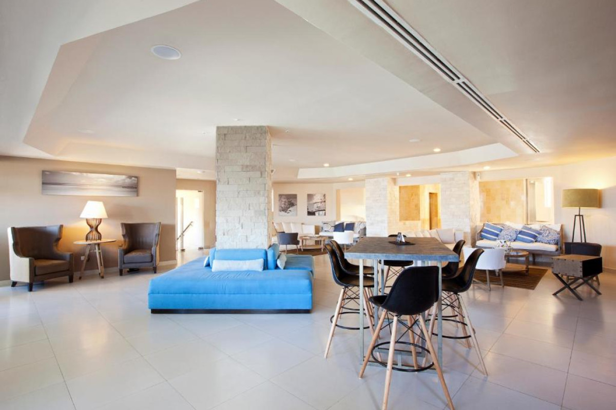 EMPORIO CANCUN