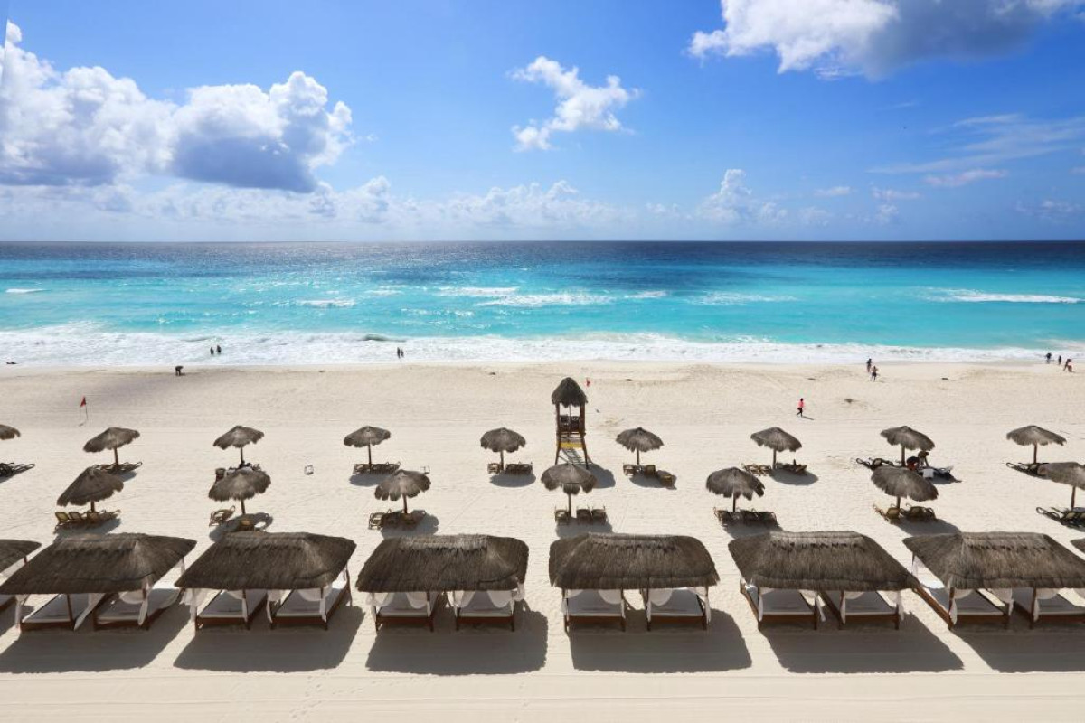 EMPORIO CANCUN