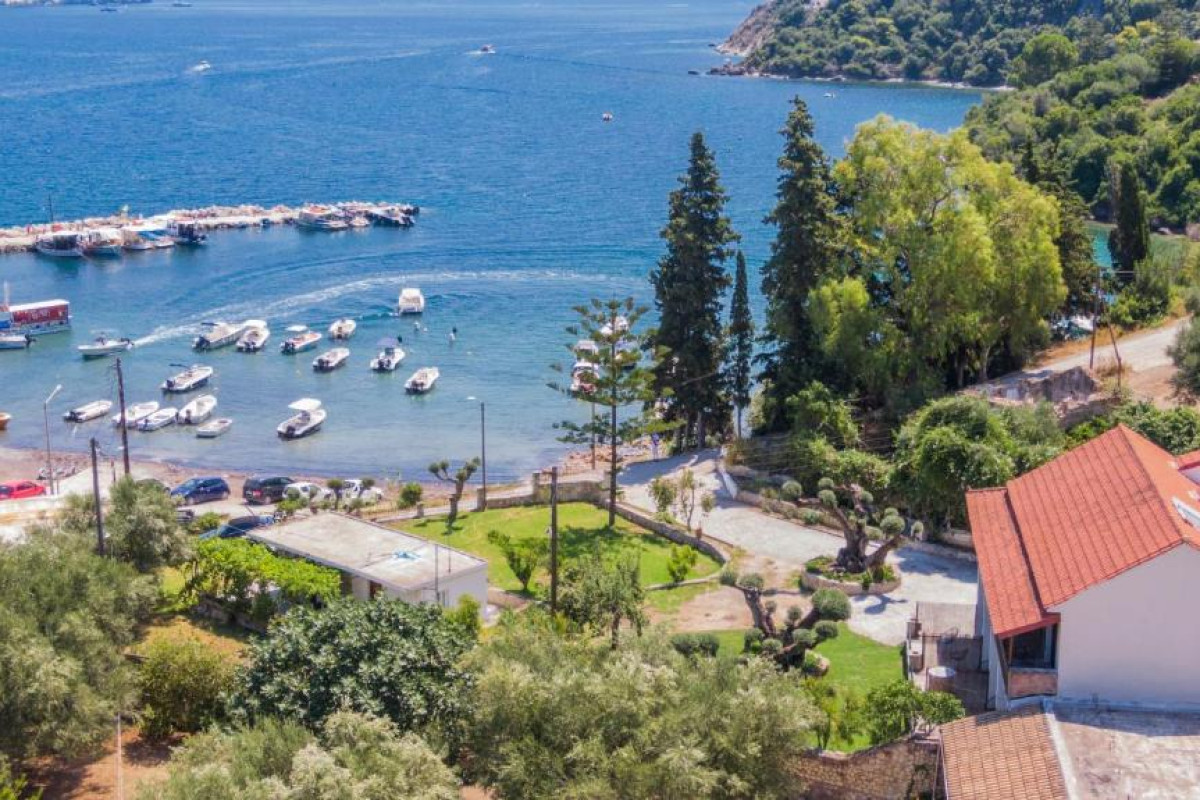 Eptanisos Beachfront Suites Zante