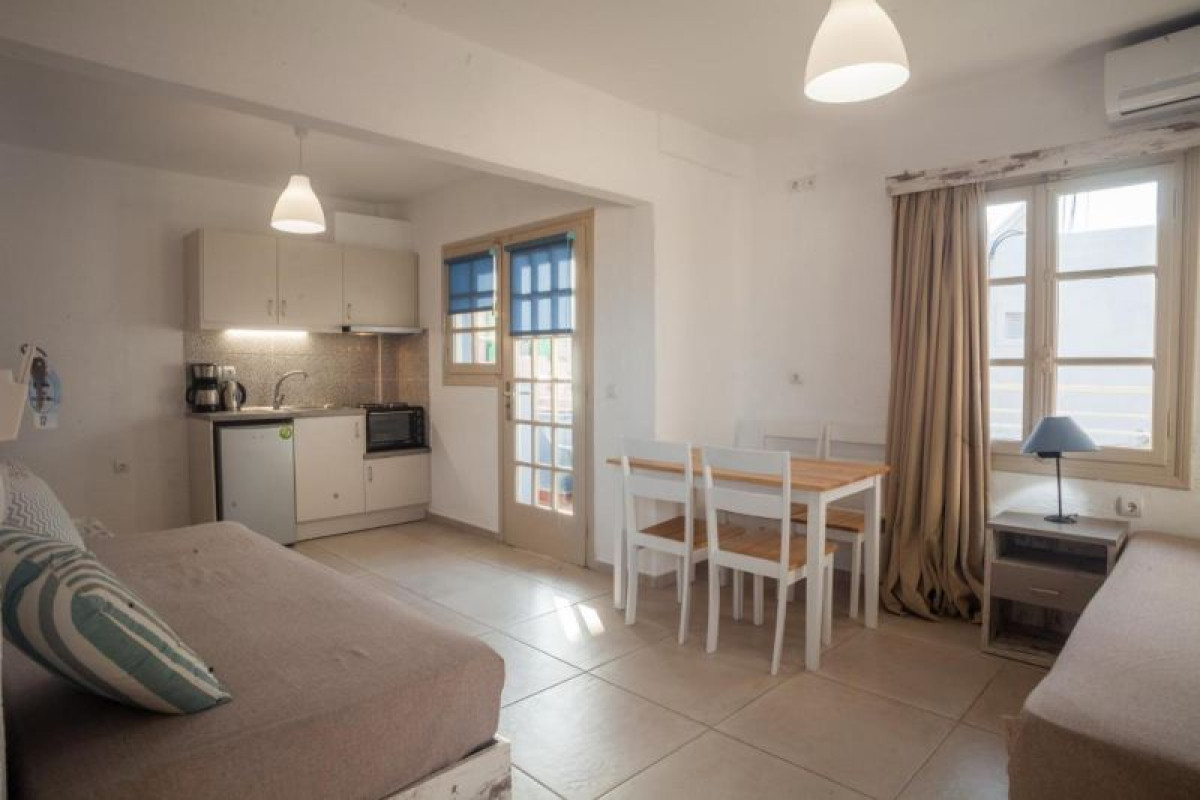 ERATO SHOTELS
