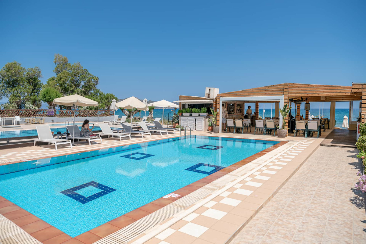 ESPERIDES BEACH HOTEL APARTMENTS