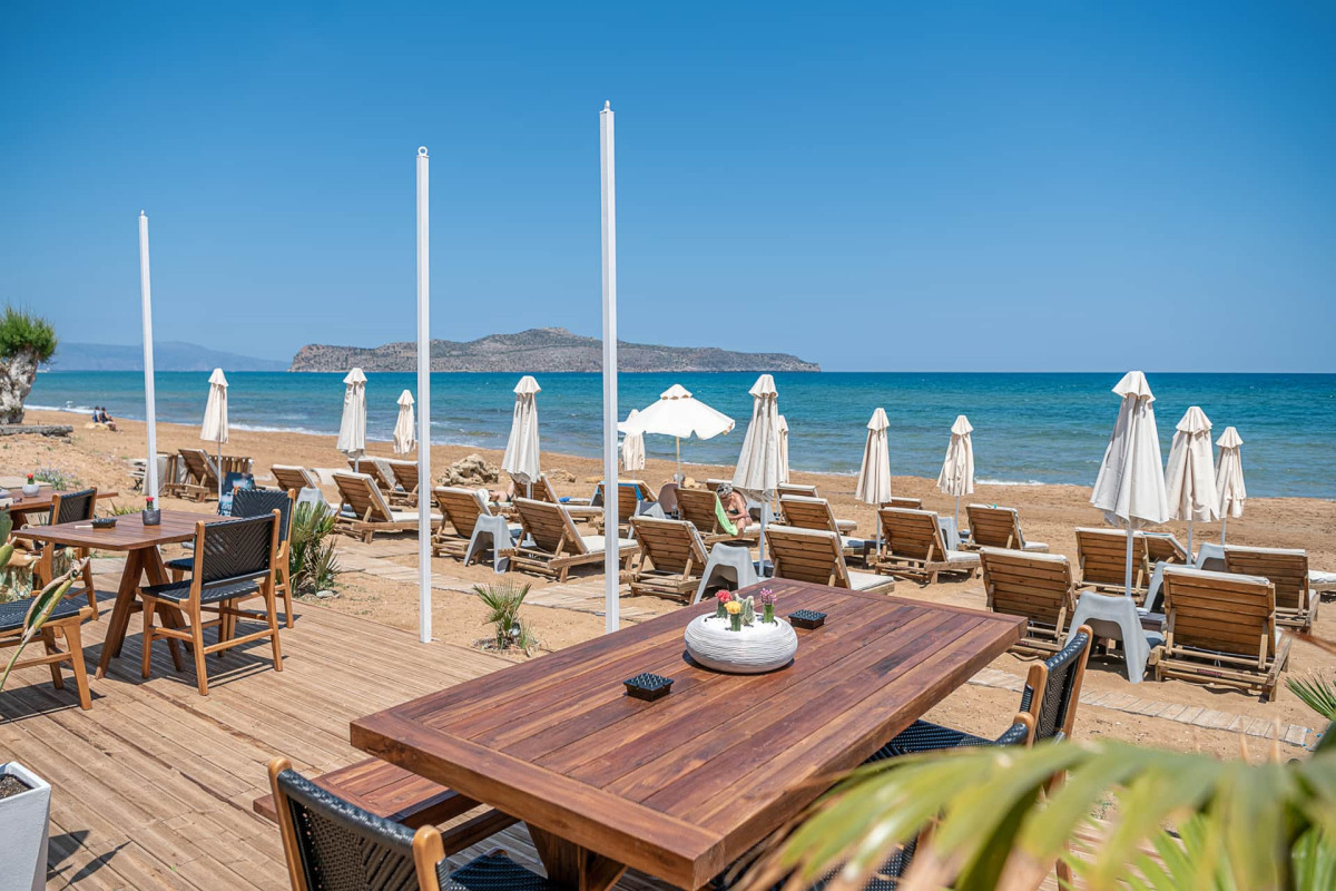 ESPERIDES BEACH HOTEL APARTMENTS