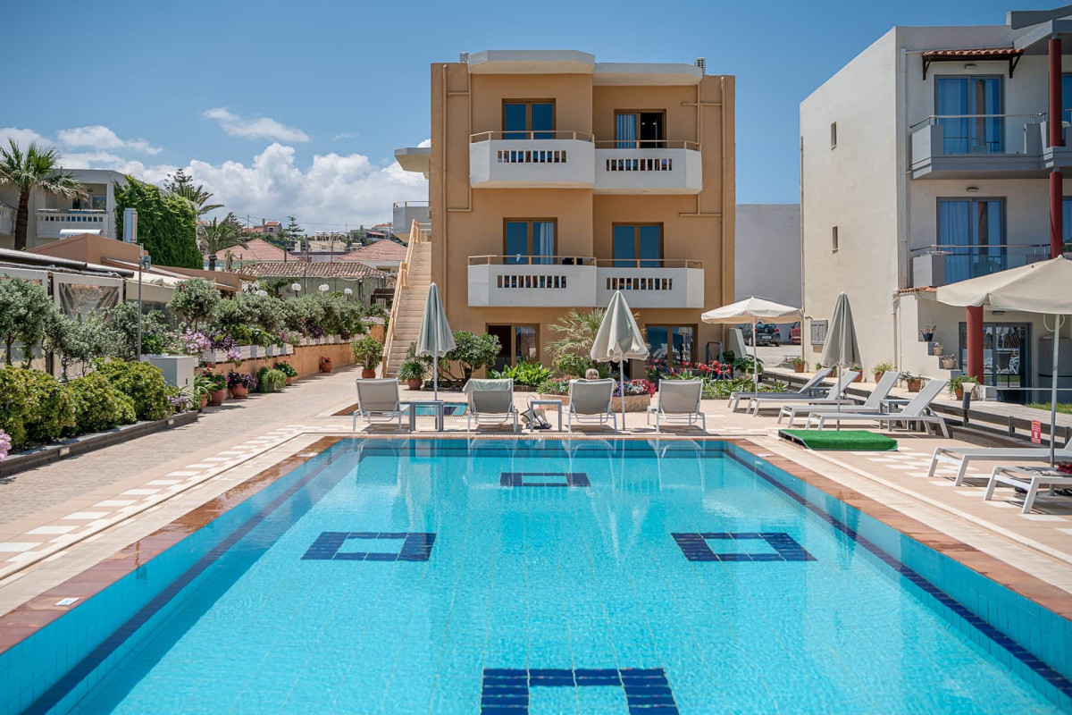 ESPERIDES BEACH HOTEL APARTMENTS