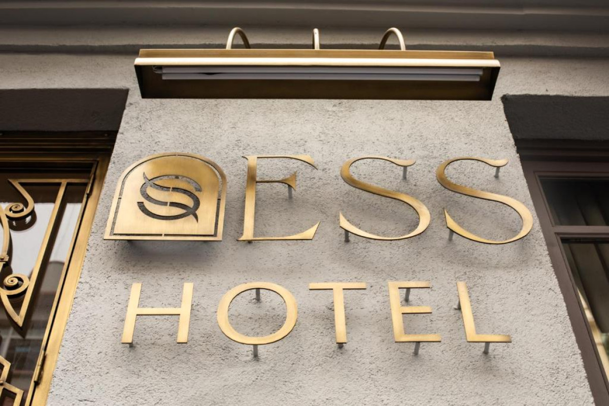 ESS HOTEL