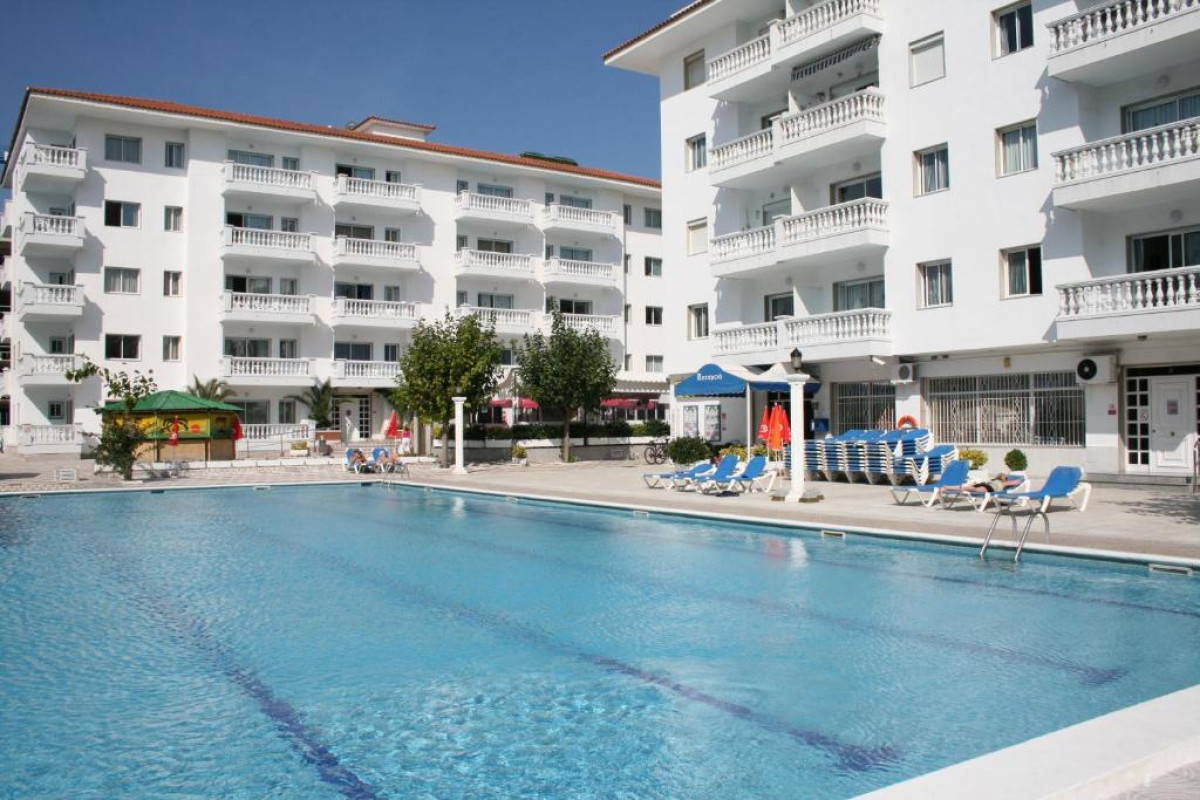 Europa Apartments