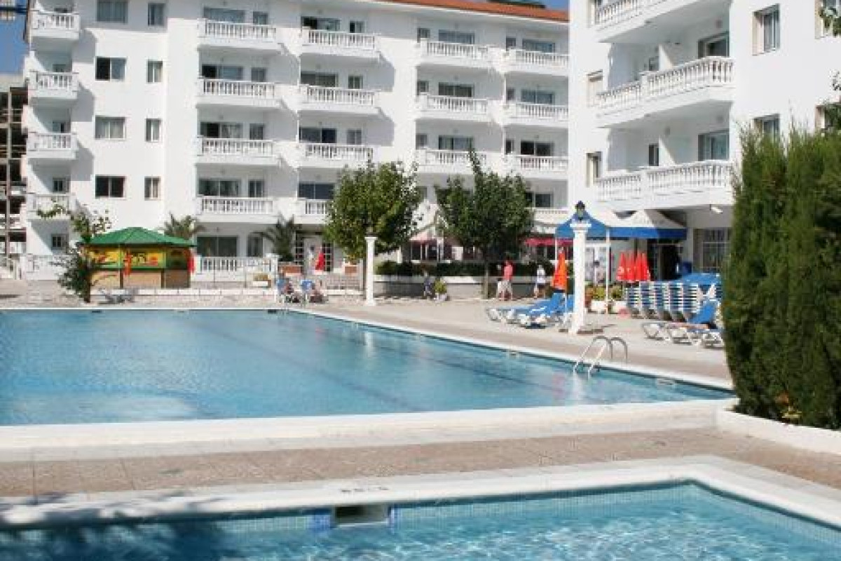 Europa Apartments