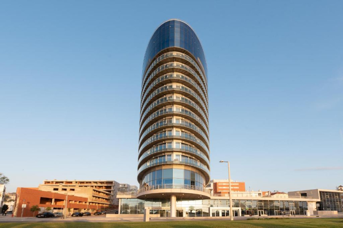Eurostars Oasis Plaza Hotel