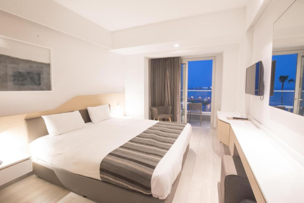 Evalena Beach Hotel
