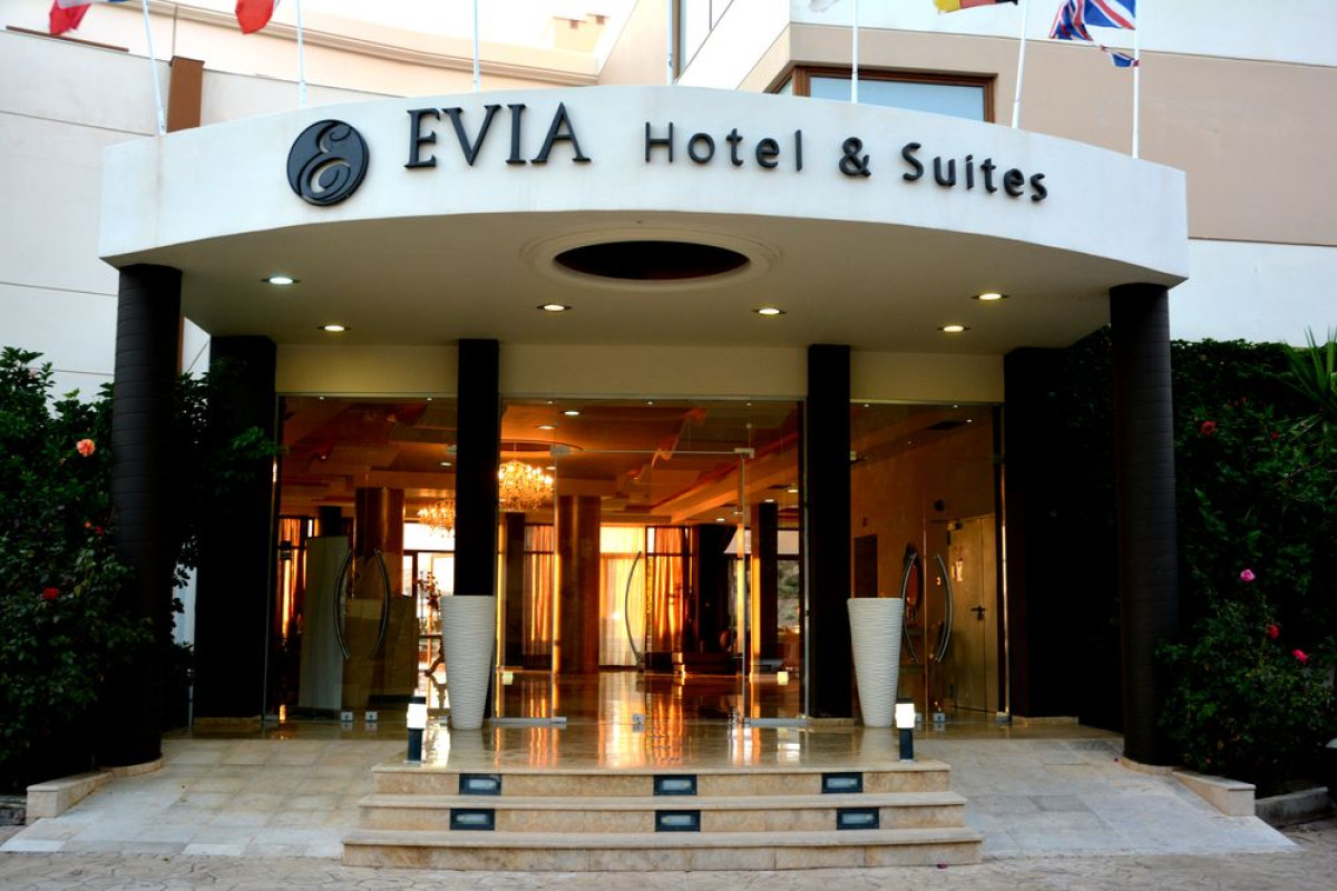 Evia Hotel  Suites