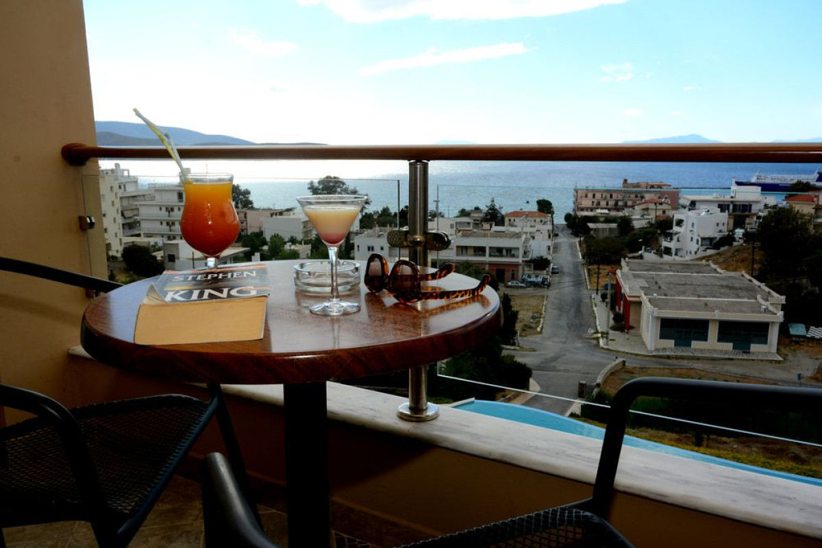 Evia Hotel  Suites