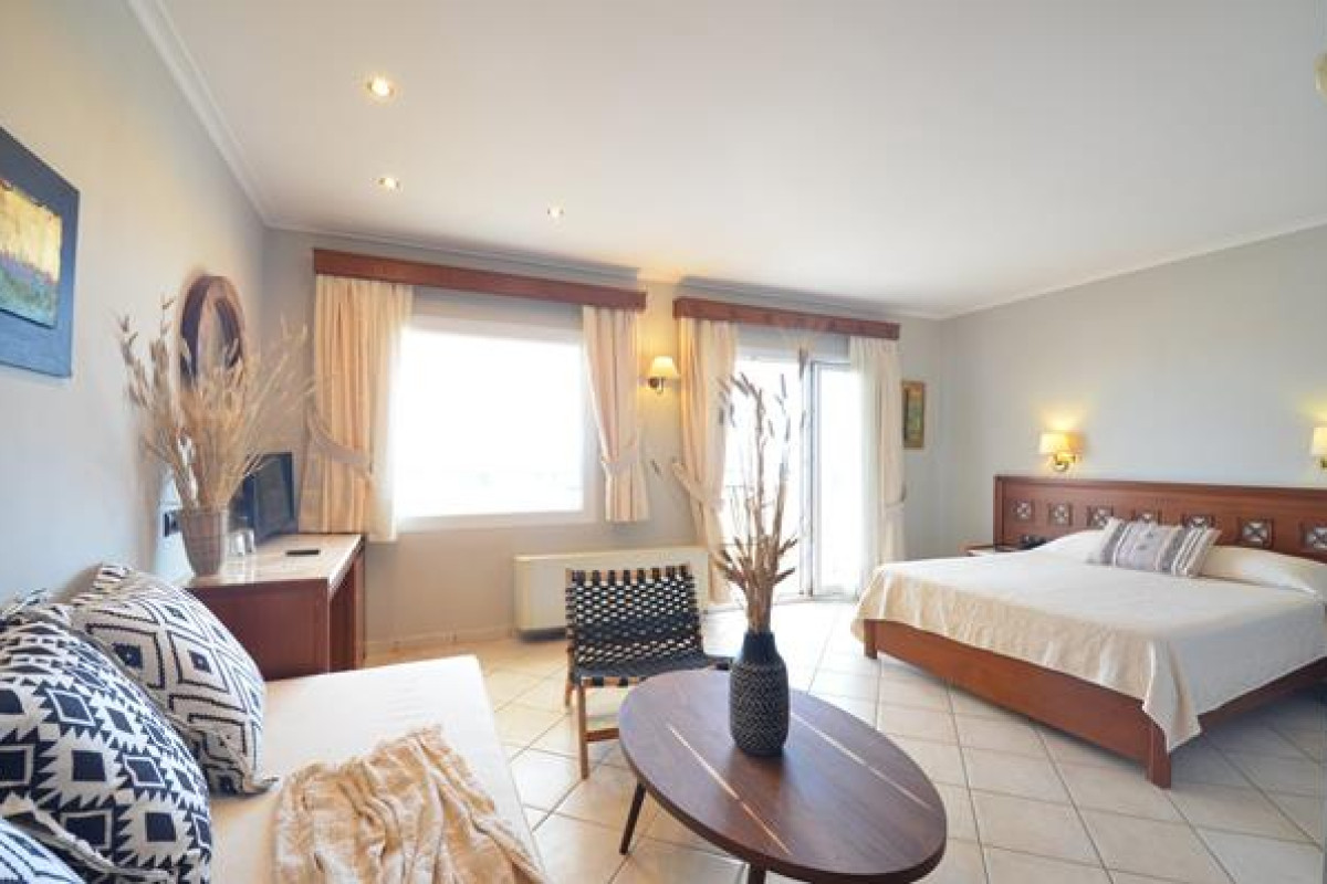 Evilion and Stilvi Hotels