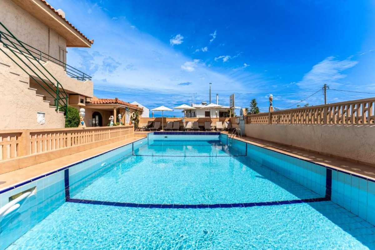 Evina Rooms & Suites