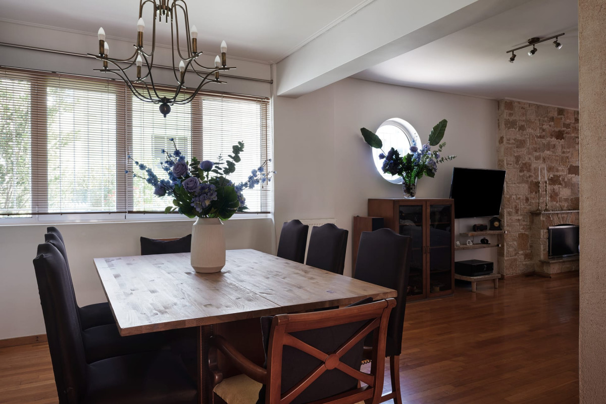 Evi's Voula Home