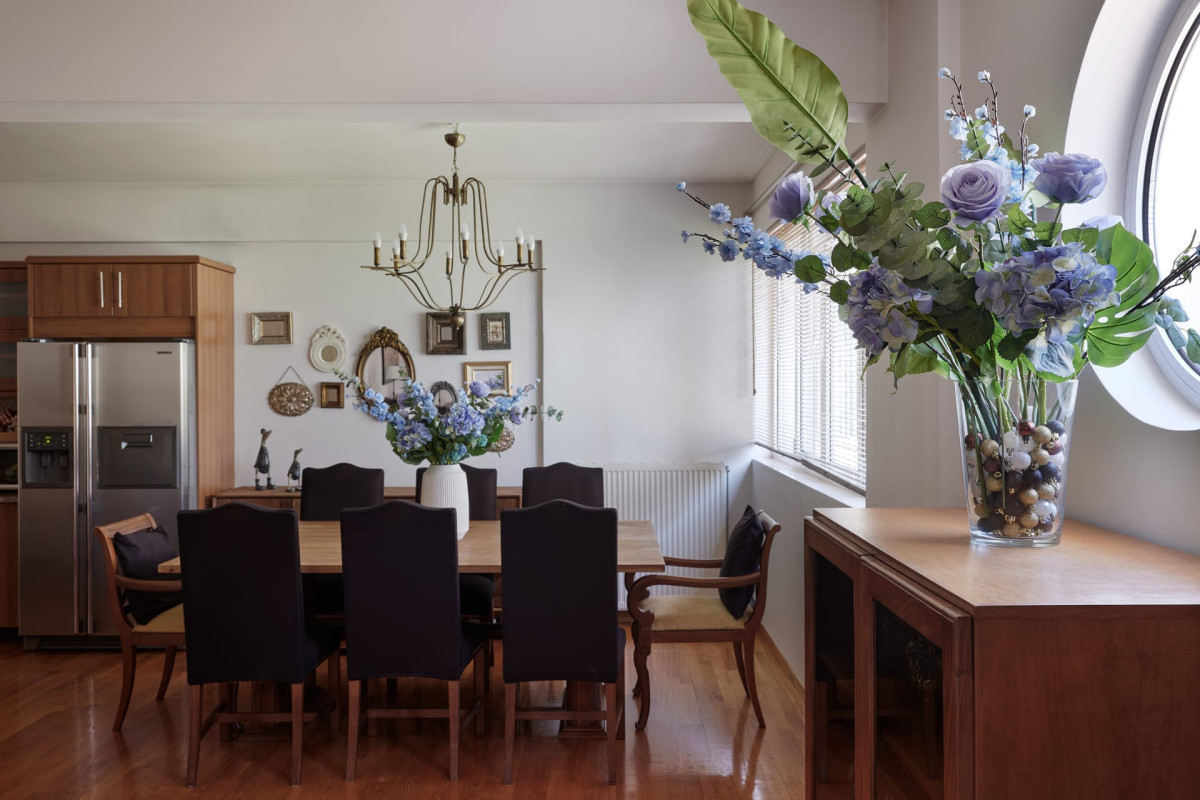 Evi's Voula Home