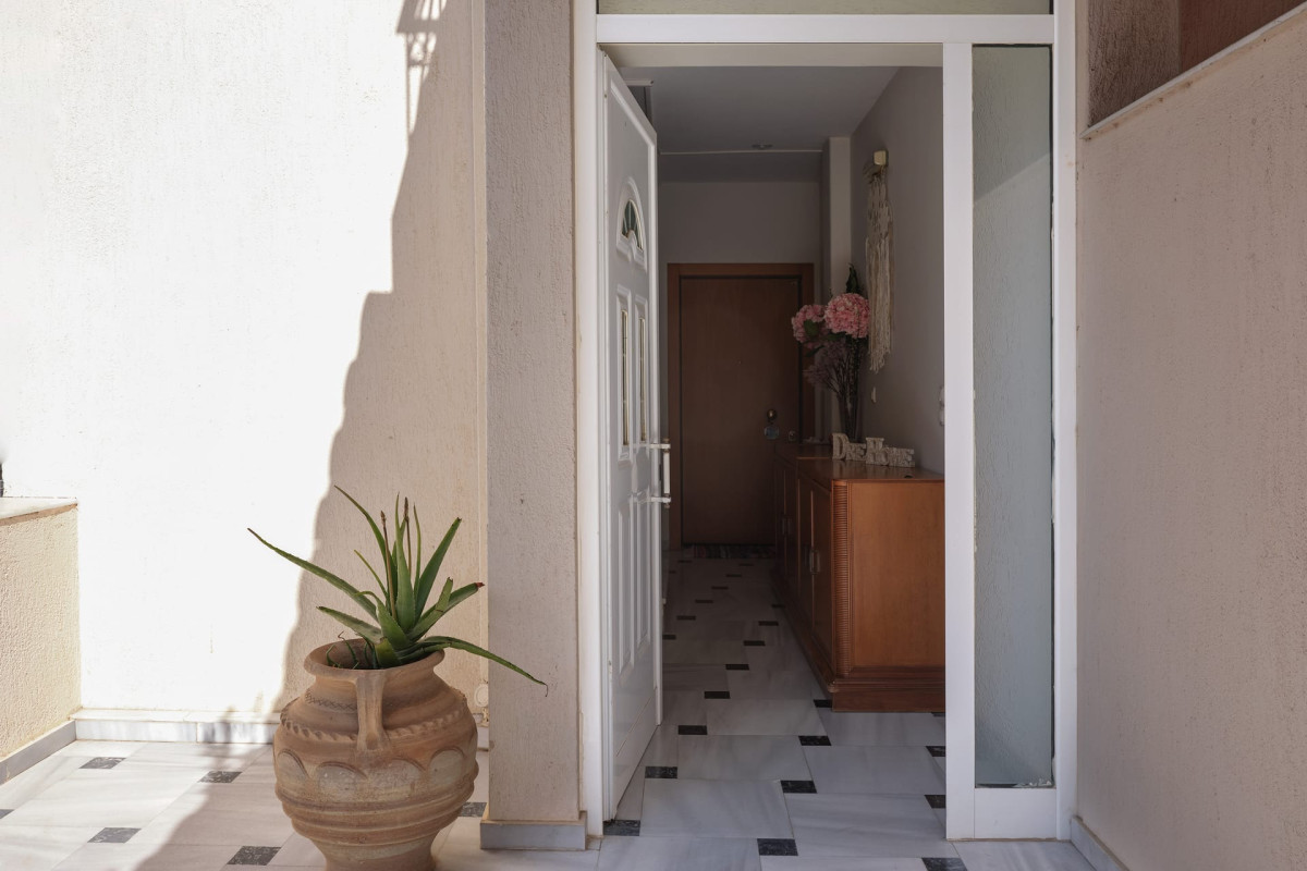 Evi's Voula Home