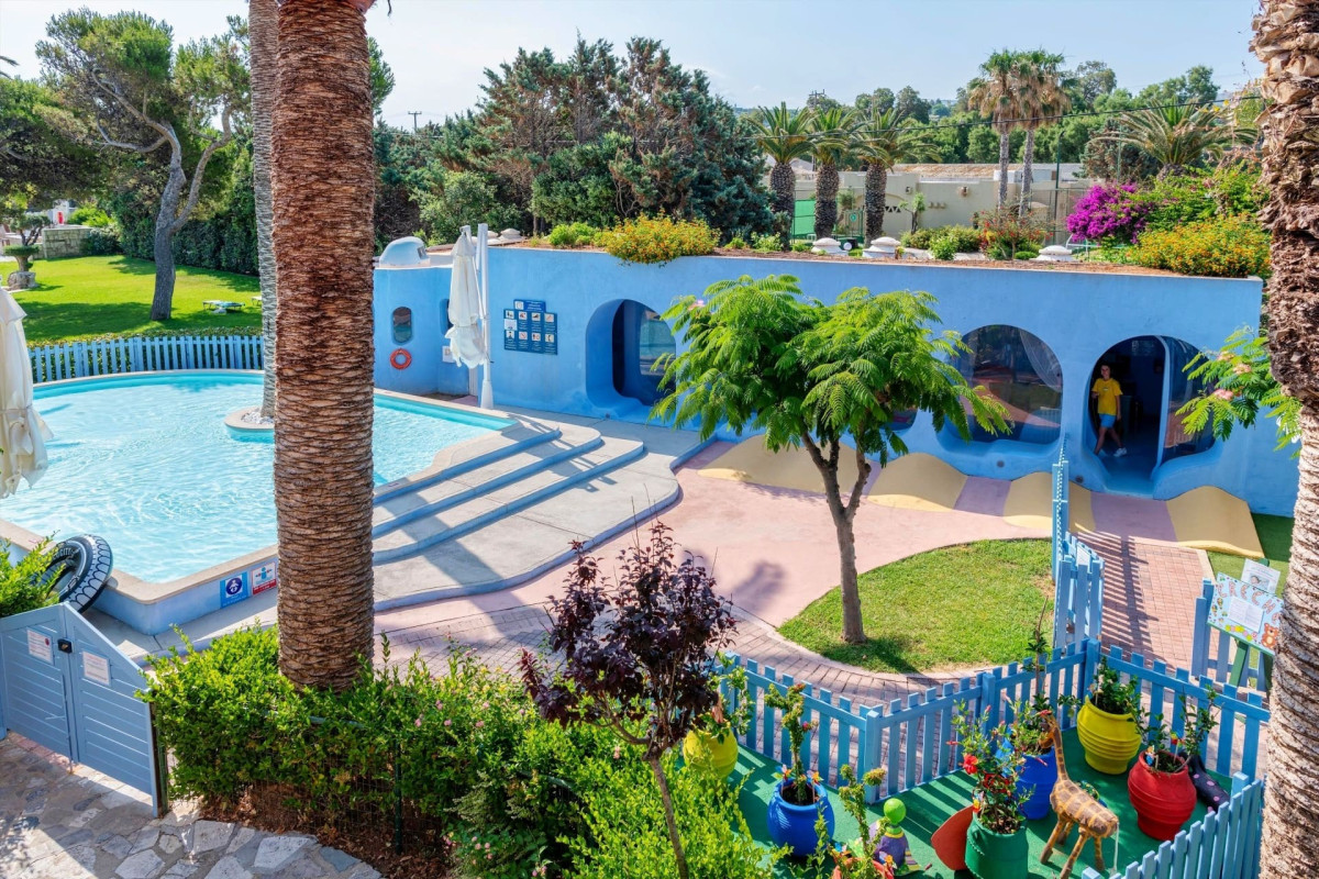 Aquila Rithymna Beach