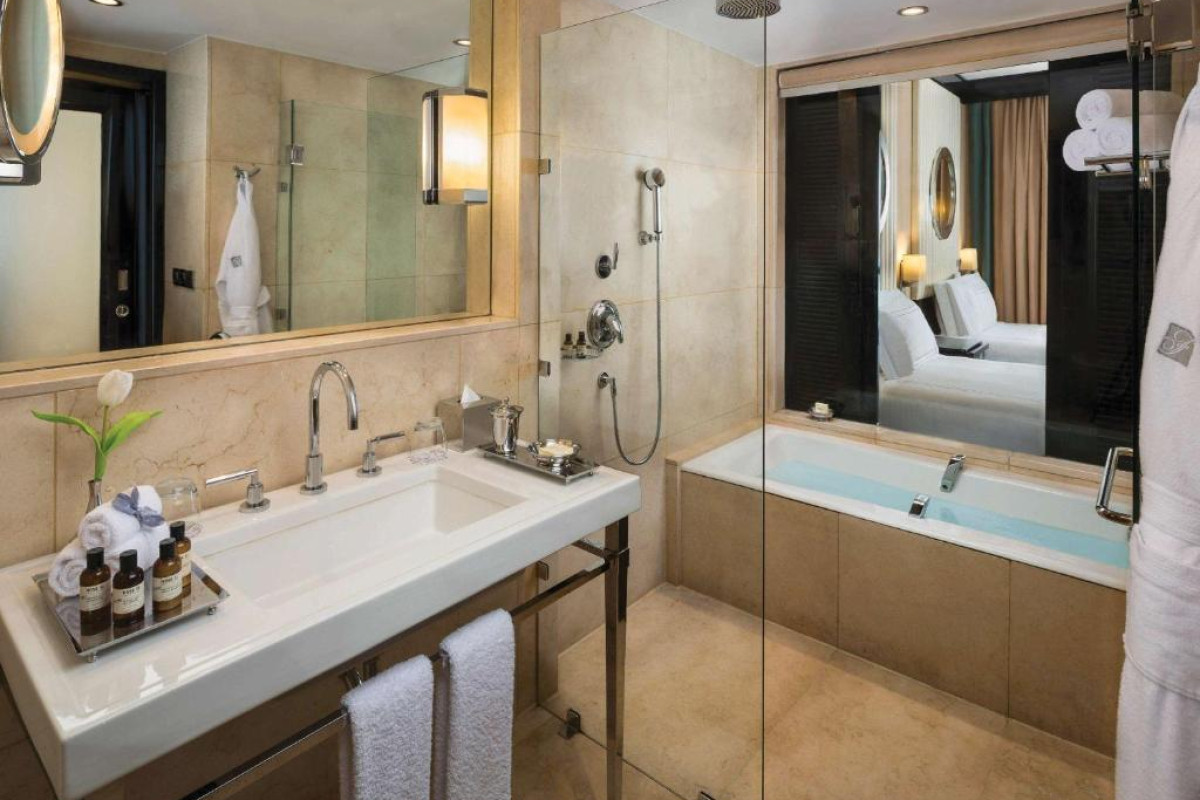 Fairmont Nile City