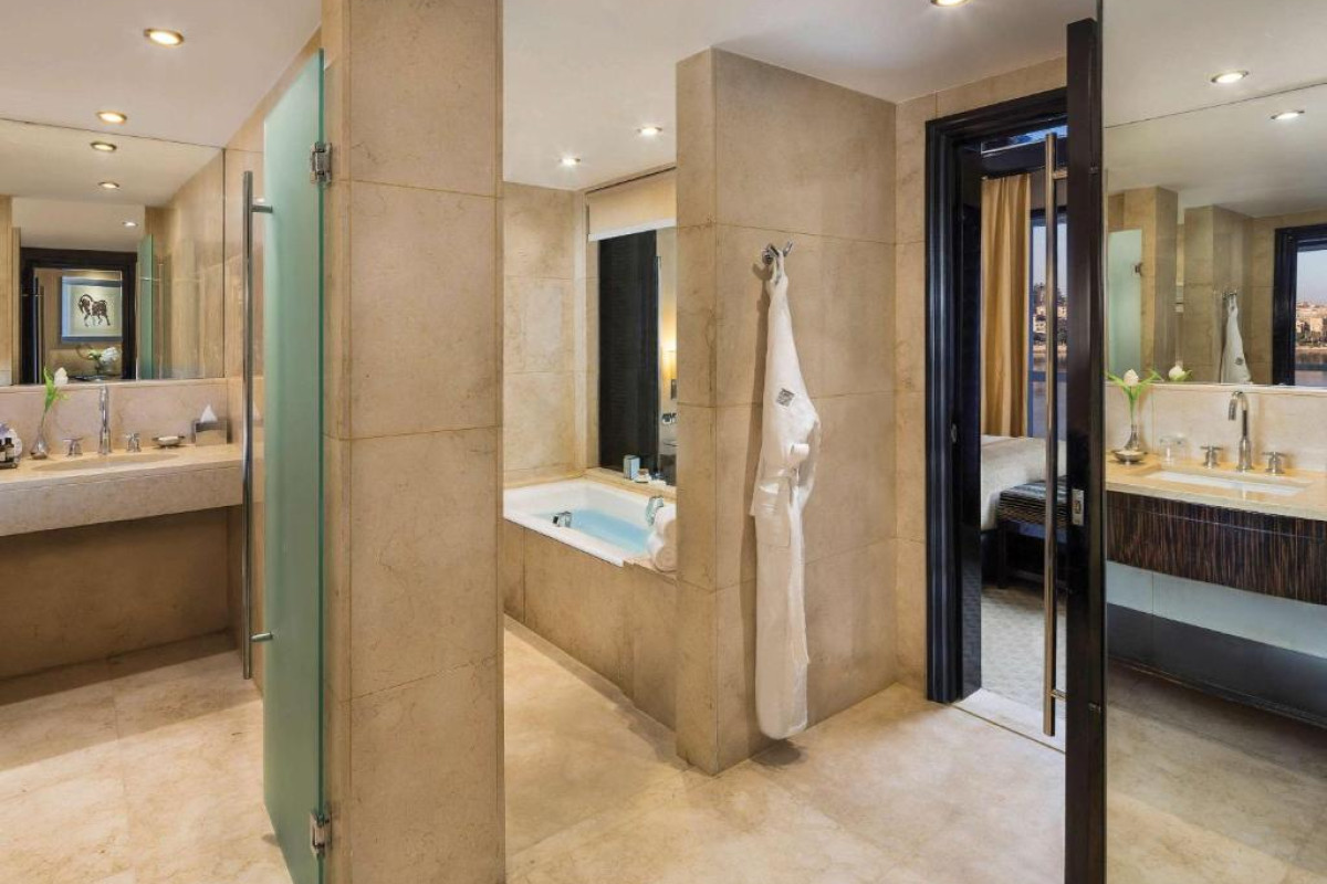 Fairmont Nile City