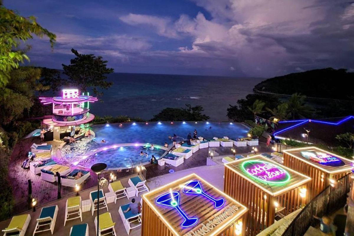 Fairways and Bluewater Boracay