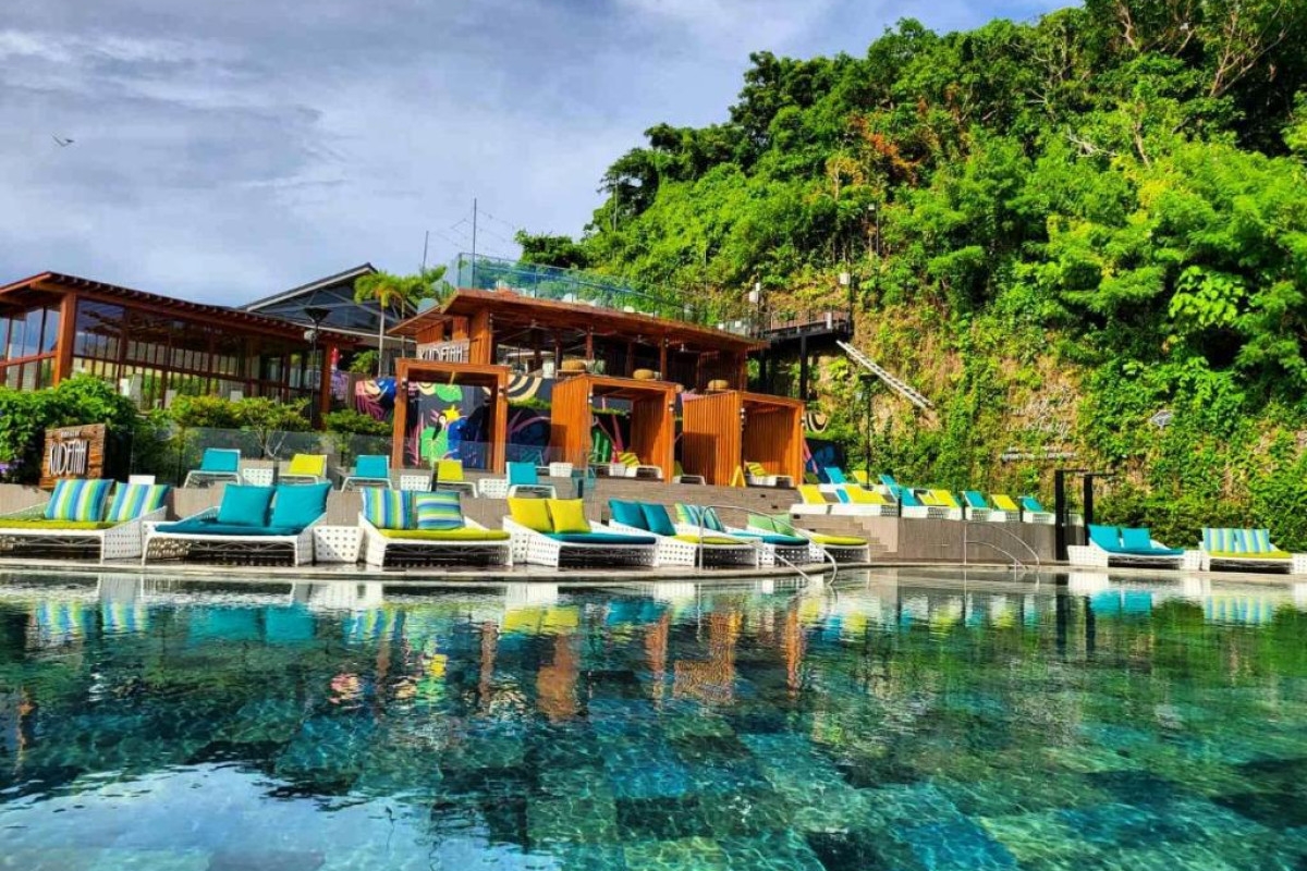 Fairways and Bluewater Boracay
