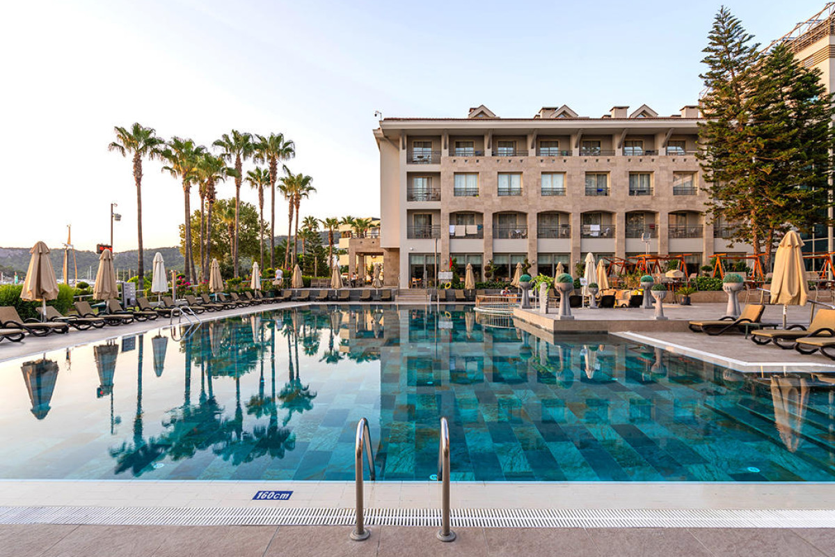 Fame Residence Kemer & Spa