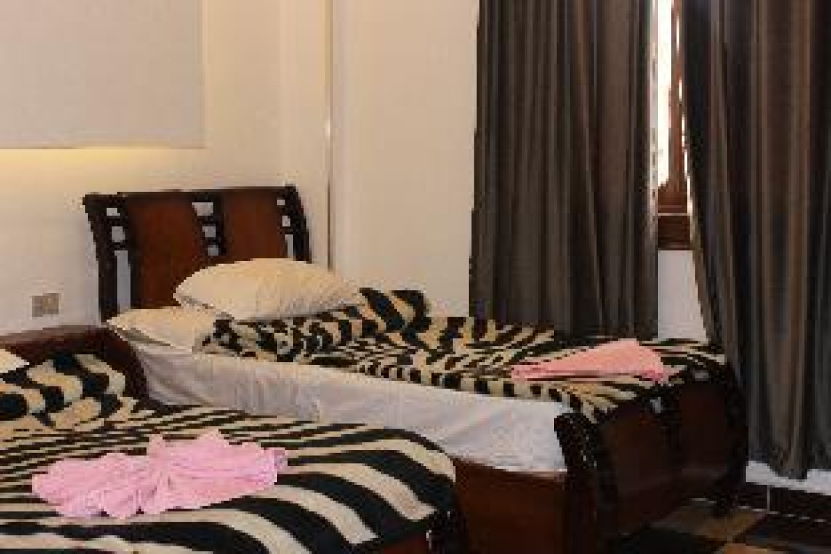 FAMILY PALACE HOTEL