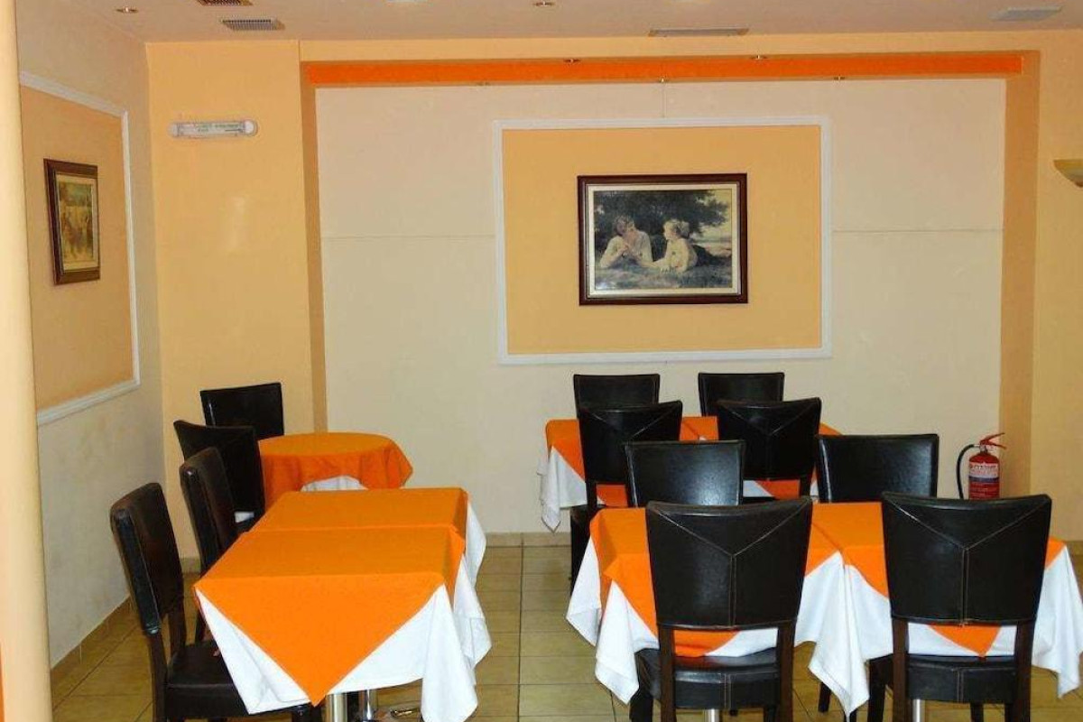 Faros 2 Hotel