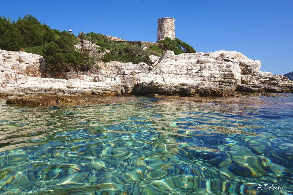 FAROS RESIDENCE - ADULTS ONLY