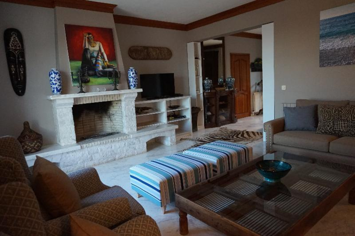 FAROS RESIDENCE - ADULTS ONLY