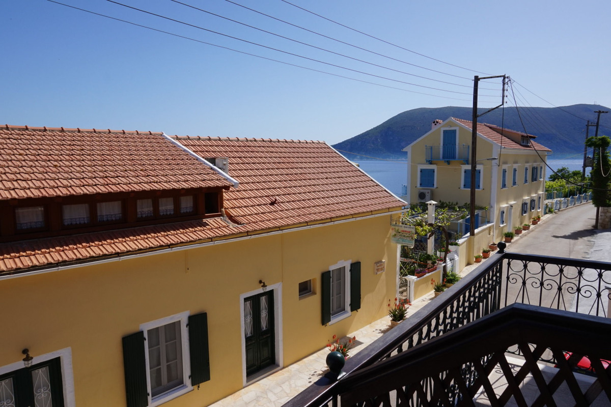 FAROS SUITES  ADULTS ONLY