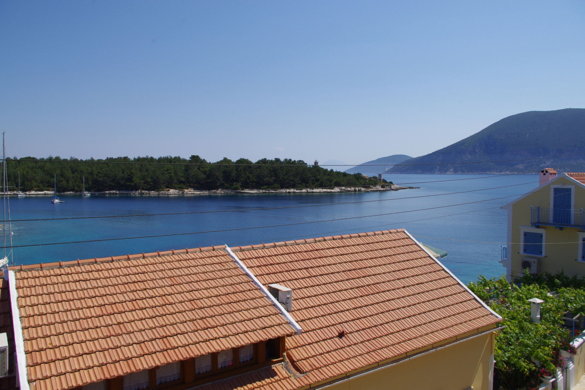 FAROS SUITES  ADULTS ONLY
