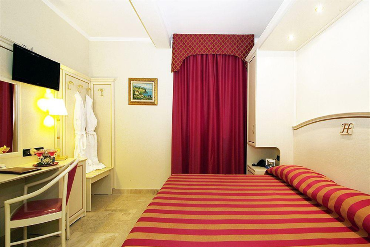 Fashion Hotel