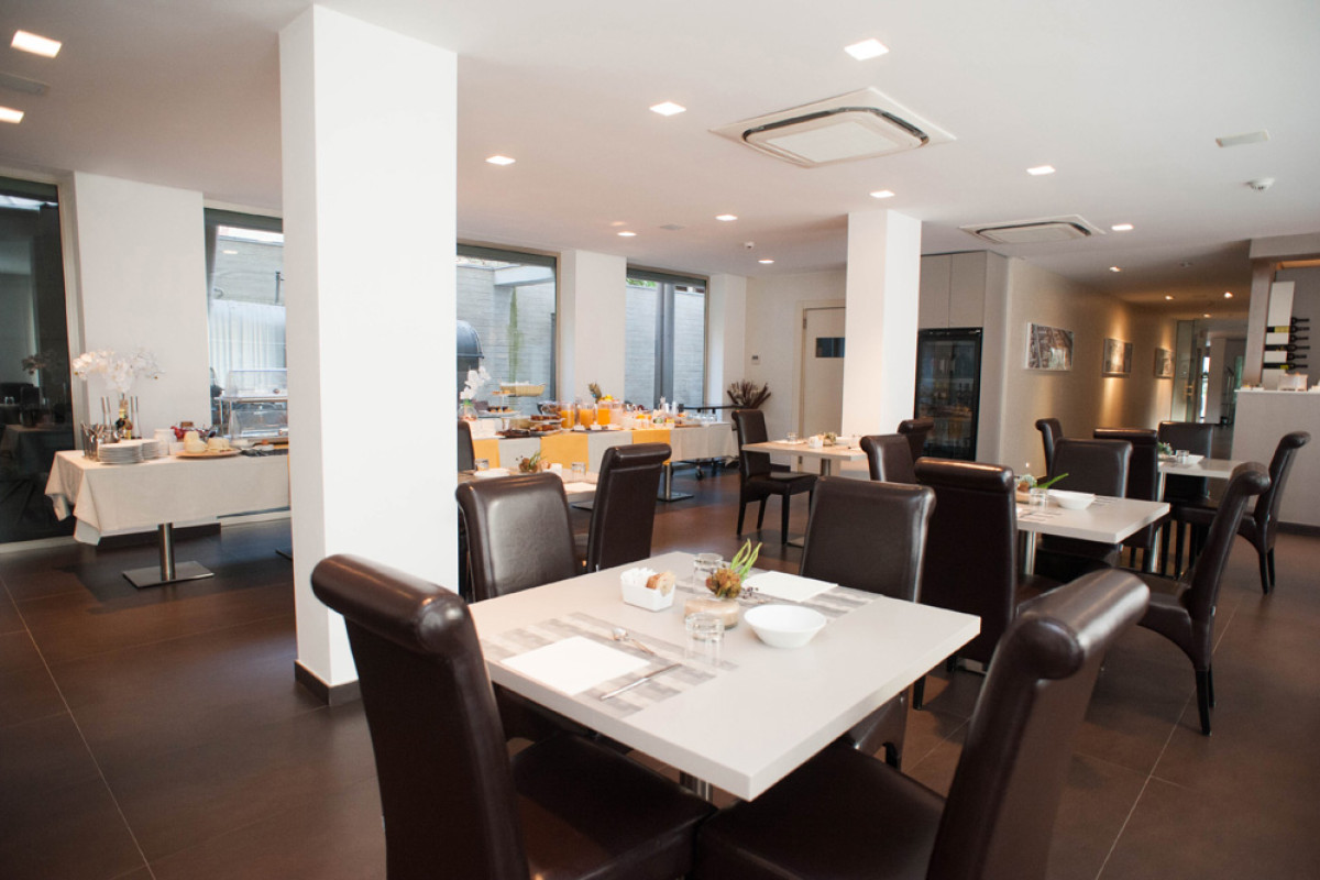 FERRO HOTEL