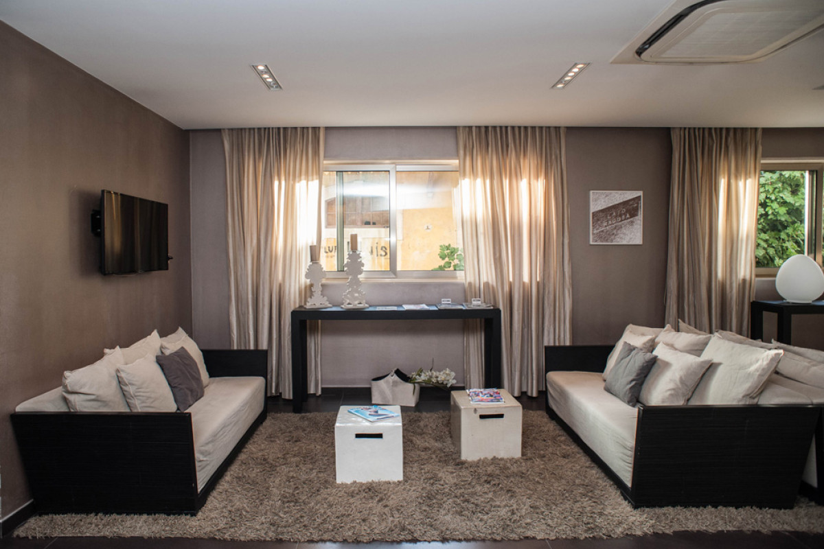 FERRO HOTEL