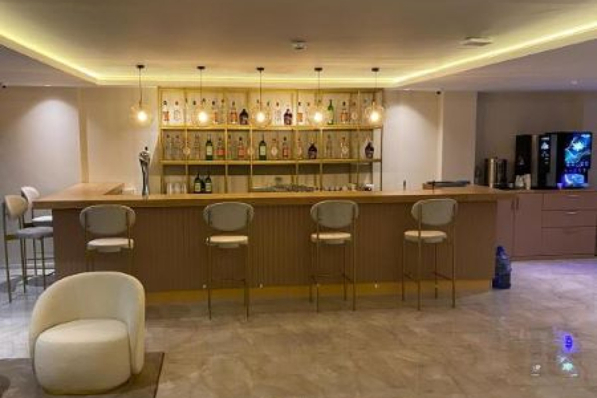 FIFTY FIVE SUITE HOTEL