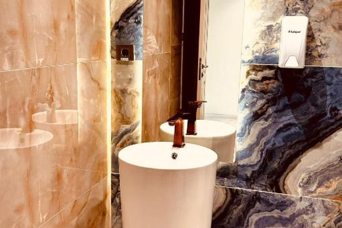 FIFTY5 Suite Hotel