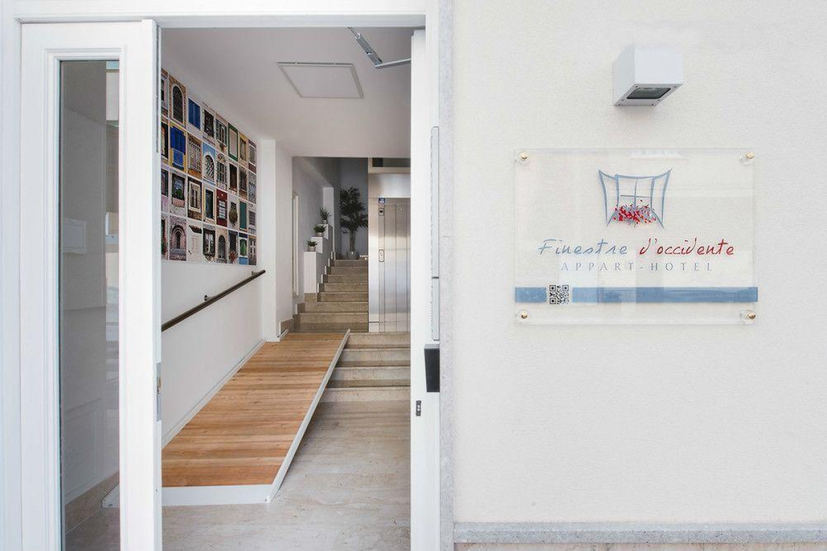 Finestre D'occidente - Aparthotel