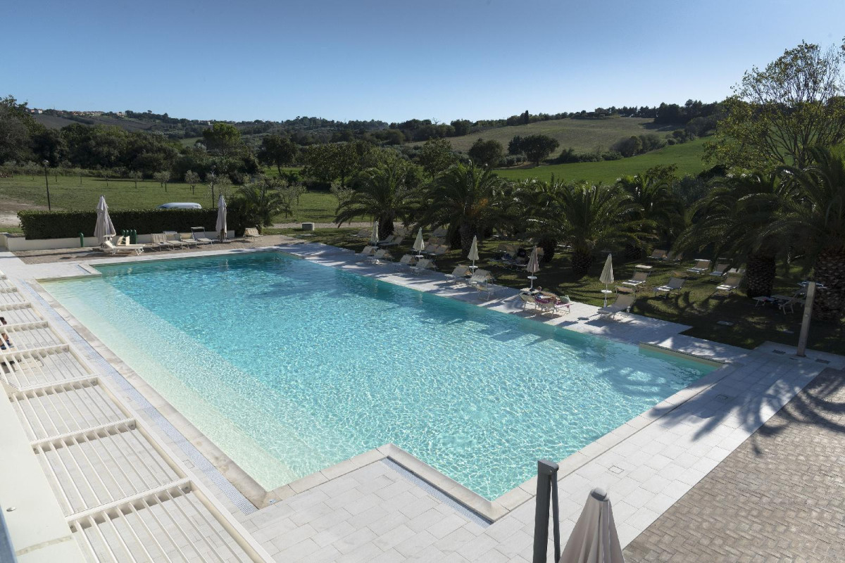 Finis Africae Country House